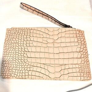 🆕 New Look Tan Wristlet NWOT